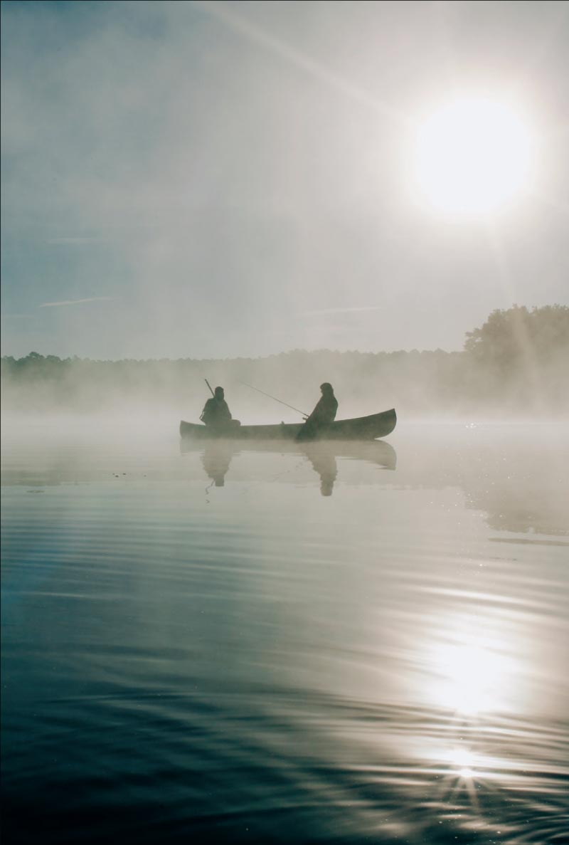 Canoe-on-the-ocean-50